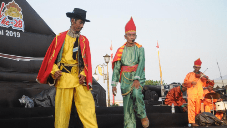 Kesenian Dul Muluk adalah pentas drama tradisional khas Melayu Palembang. (Foto: Liputan6.com)