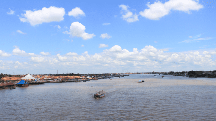Sungai Musi, salah satu destinasi wisata terkenal kota Palembang. (Foto: Srivijaya.id)