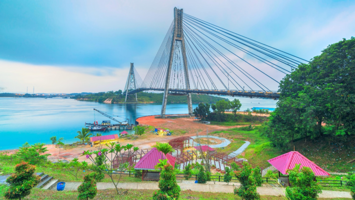 Jembatan Barelang jadi landmark kota Batam. (Foto: Pinterest)