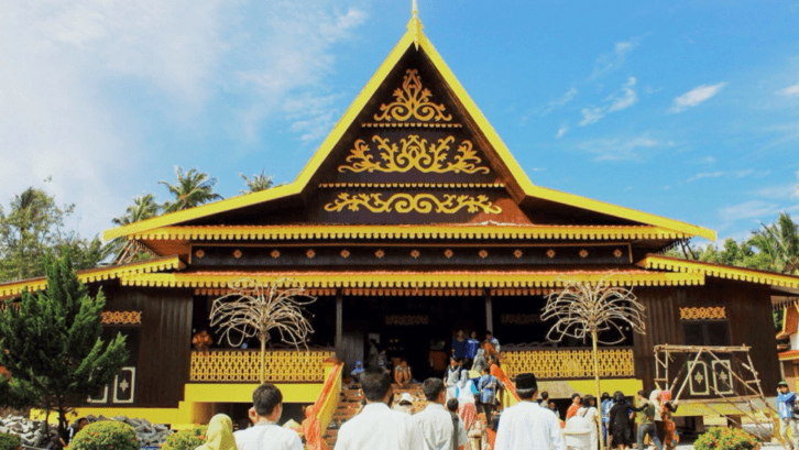 Balai Adat Riau jadi destinasi wisata ikonik Pekanbaru. (Foto: Pinterest)