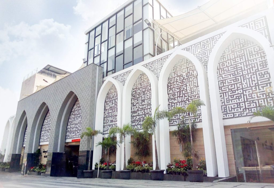 1. Pesantren di Bandung: Daarut Tauhid