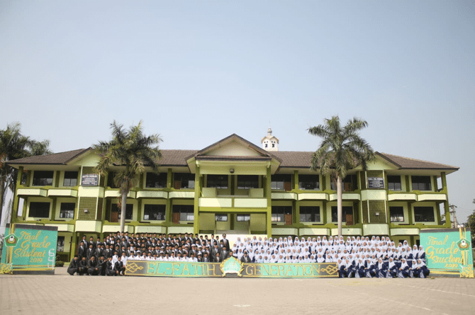 6. Pesantren di Tangerang: Daar El-Qolam
