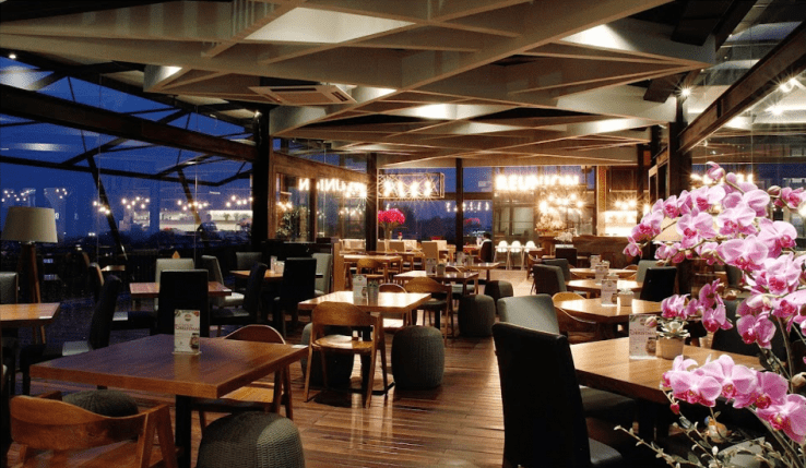 2. Tempat Buka Puasa di Bandung: Reunion House & Grill
