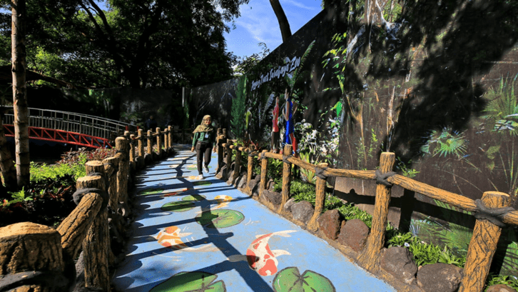 Trek jogging yang unik di KBS, patut dicoba pada akhir pekan. (Foto: primaradio.co.id)