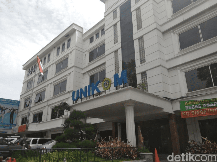 4. Universitas di Bandung- Universitas Komputer Indonesia (UNIKOM)