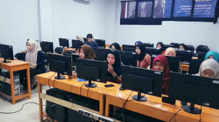 10. Universitas di Depok: Politeknik LP3I