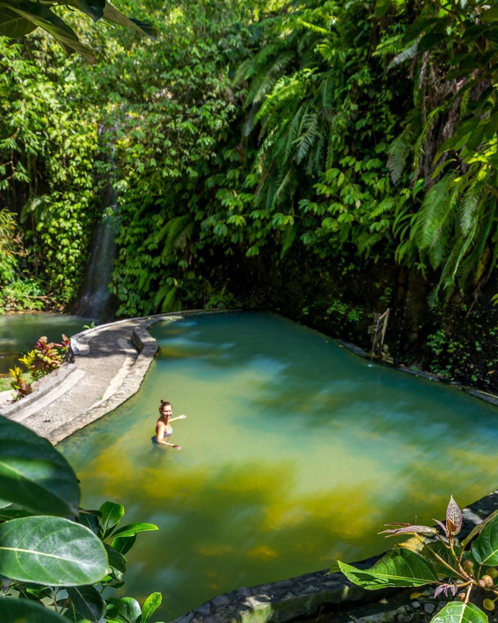 5 Wisata Pemandian Air Panas di Bali
