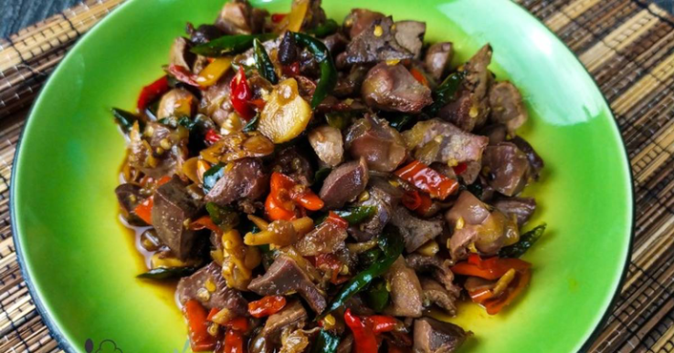 Coba kuliner malam Jogja di Oseng Bu Endang manawarkan aneka masakan oseng yang memanjakan lidah. Coba kuliner malam Jogja di Oseng Bu Endang manawarkan aneka masakan oseng yang memanjakan lidah.