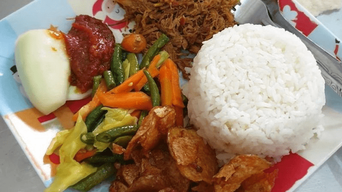 7. Kuliner Malam Semarang: Warung Makan 86