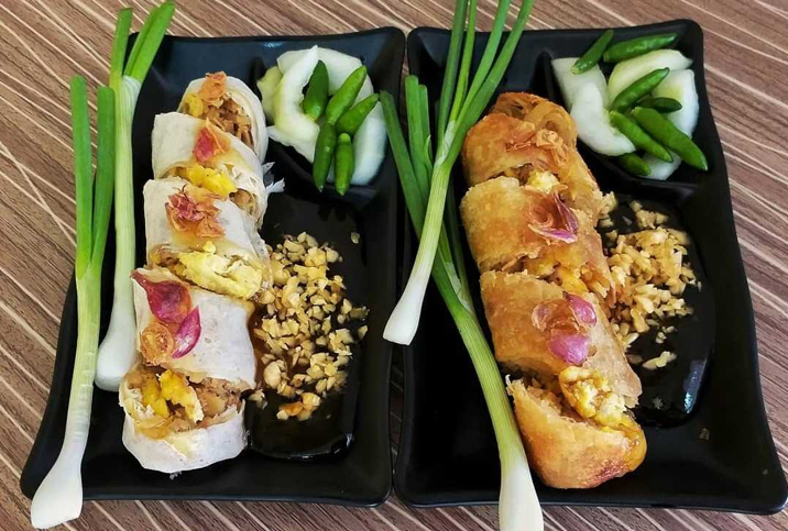 12. Kuliner Malam Semarang: Lunpia 24 Jam