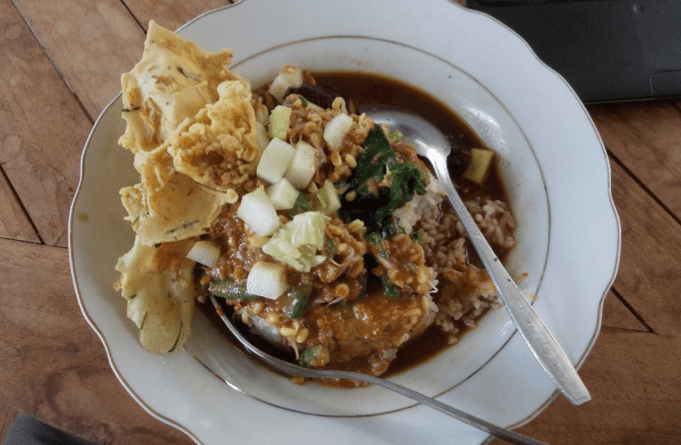 Kuliner Malam Surabaya Pecel Rawon Pucang Kuliner Malam Surabaya Pecel Rawon Pucang