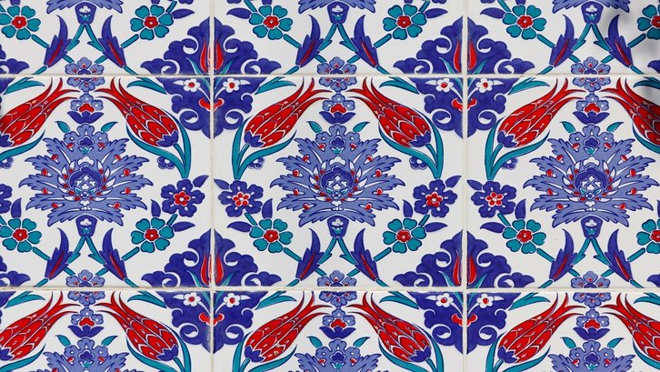 Keramik dengan motif printed. (Foto:Pixabay) 