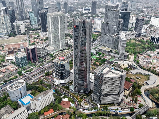 Berada di jantung Jakarta, gedung pencakar langit milik Telkom ini mudah diakses. (Foto: tlt.co.id)