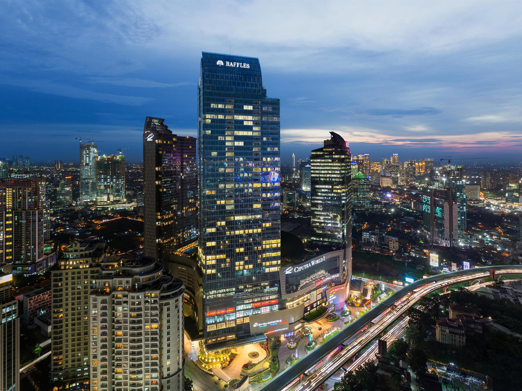 Hotel Raffles Jakarta menjadi satu-satunya gedung hotel paling tinggi di Jakarta (foto: accorhotels.com)