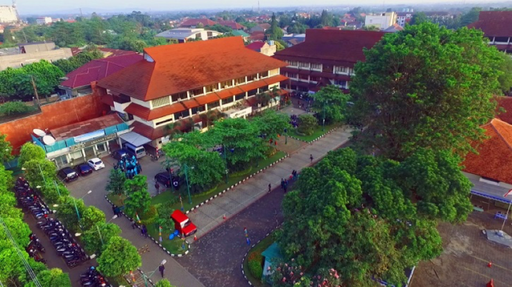 6. Universitas di Bogor: Universitas Ibn Khaldun 6. Universitas di Bogor: Universitas Ibn Khaldun