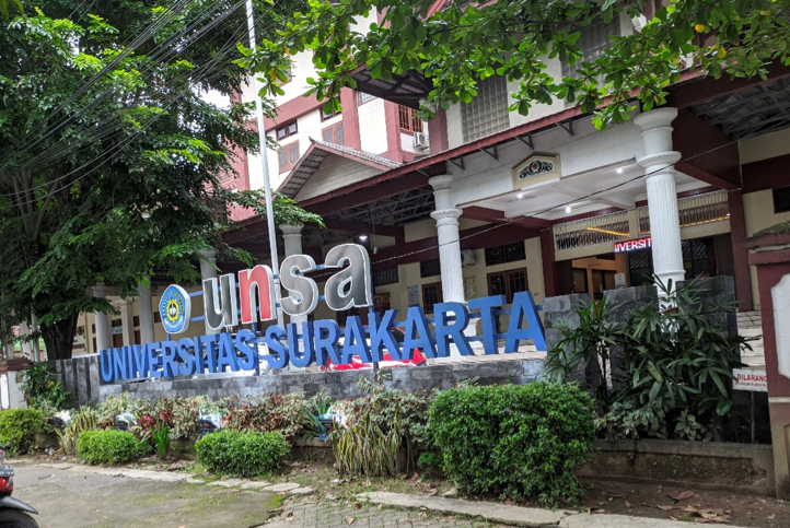 10. Universitas di Solo: Universitas Surakarta