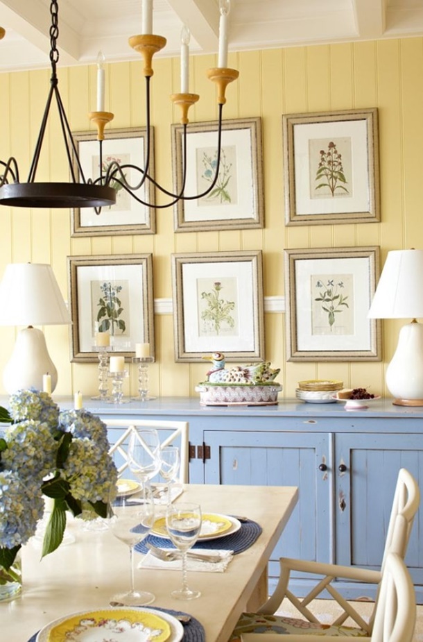 Warna kuning pada aksen dinding kayu menghasilkan tampilan rumah bergaya chic. (Foto: homebunch.com