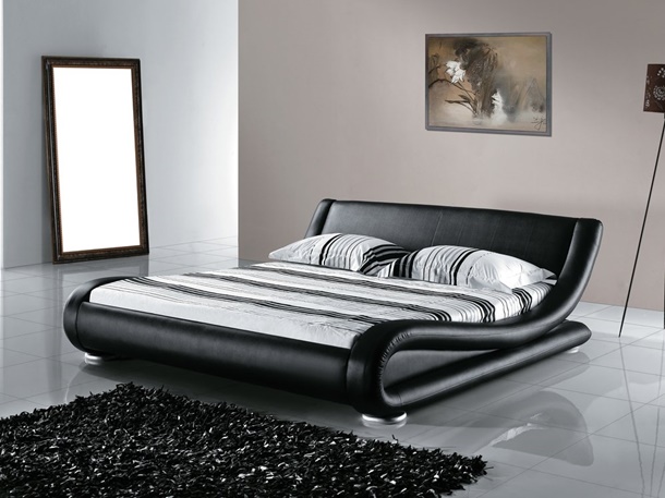 Tempat tidur minimalis berdesain waterbed merupakan ranjang dengan kasur air untuk sensasi sejuk. (Foto: Alittlebirdie.co)