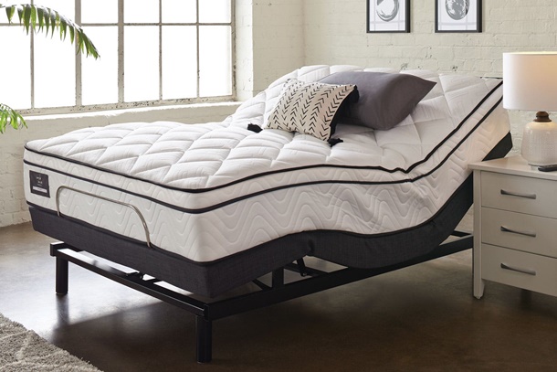 Lengkung tempat tidur minimalis ini bisa diatur sesuka hati. (Foto: Harveynorman.co.nz)