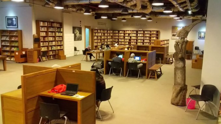 4. Perpustakaan di Jakarta: Freedom