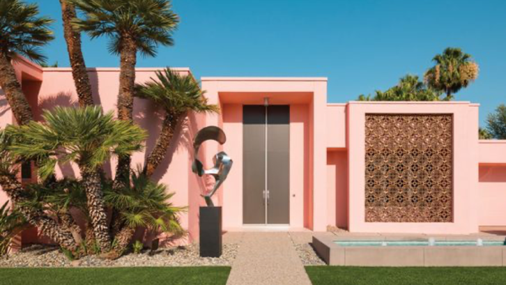Warna Cat Rumah Bagian Luar yang Elegan Pink
