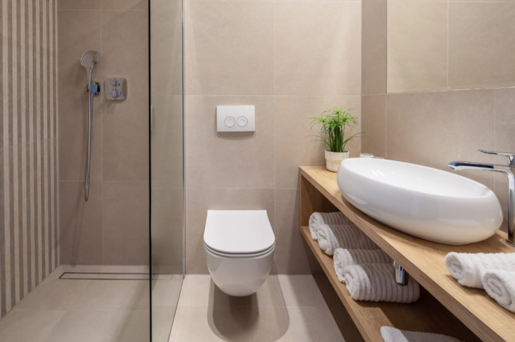 Desain kamar mandi minimalis 2x3 simpel ala Japandi. Desain kamar mandi minimalis 2x3 simpel ala Japandi.