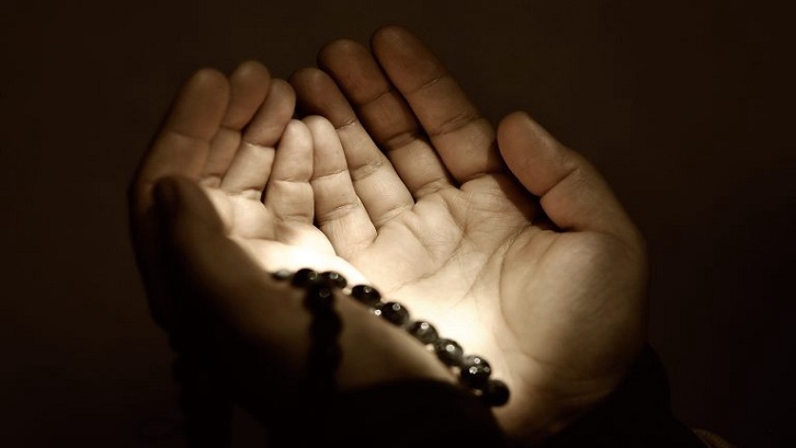 Rasulullah SAW menganjurkan untuk banyak beramal ketika di rumah, termasuk rumah baru. Sumber: Medium