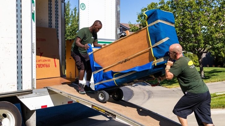 Mengapa perlu menggunakan jasa pindahan rumah? (Foto: moving.tips)