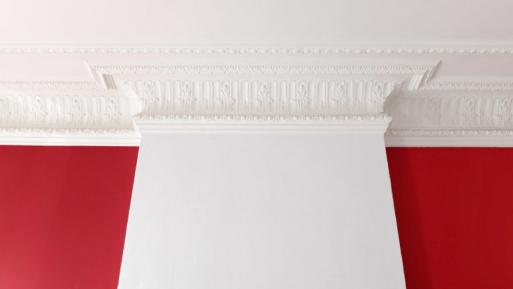 Gambar Wall moulding ruang tamu minimalis bergaya klasik. Gambar Wall moulding ruang tamu minimalis bergaya klasik.