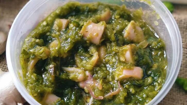 Cumi asin juga cocok dimasak dengan sambal hijau. (Foto: Cookpad - Kiena)