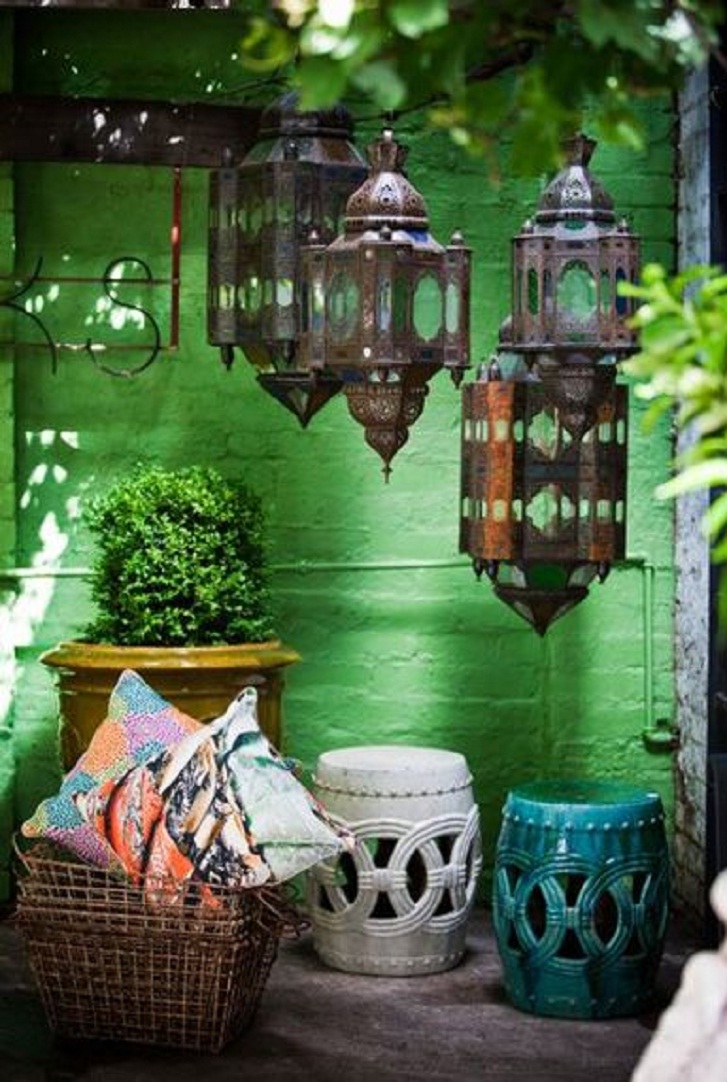 Bagi Anda yang memiliki area terbatas di rumah, desain unik ini bisa menjadi inspirasi Anda di rumah.