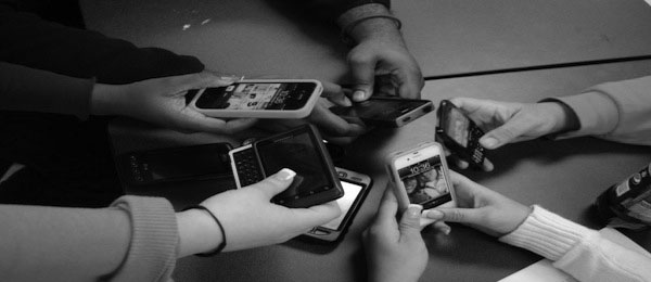 9 Ciri Generasi Sekarang, Generasi Smartphones, Generasi Idiot? 9 Ciri Generasi Sekarang, Generasi Smartphones, Generasi Idiot?