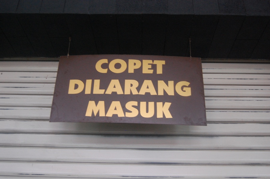 4 Kisah Konyol Para Pencopet Gagal Mencopet 4 Kisah Konyol Para Pencopet Gagal Mencopet