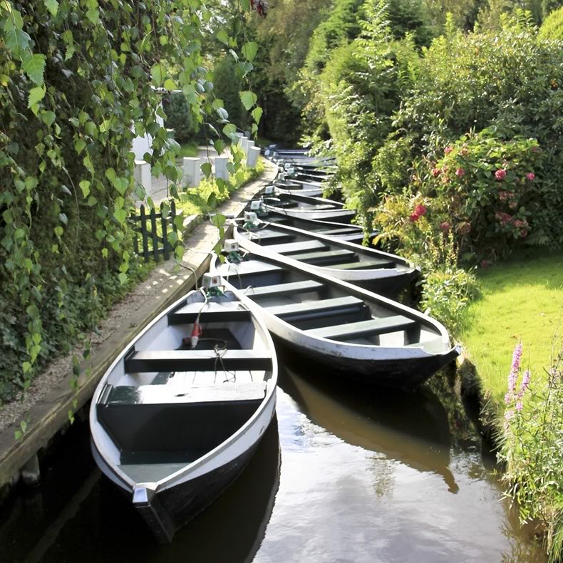 Giethoorn Si Desa tanpa jalan Di Belanda Giethoorn Si Desa tanpa jalan Di Belanda