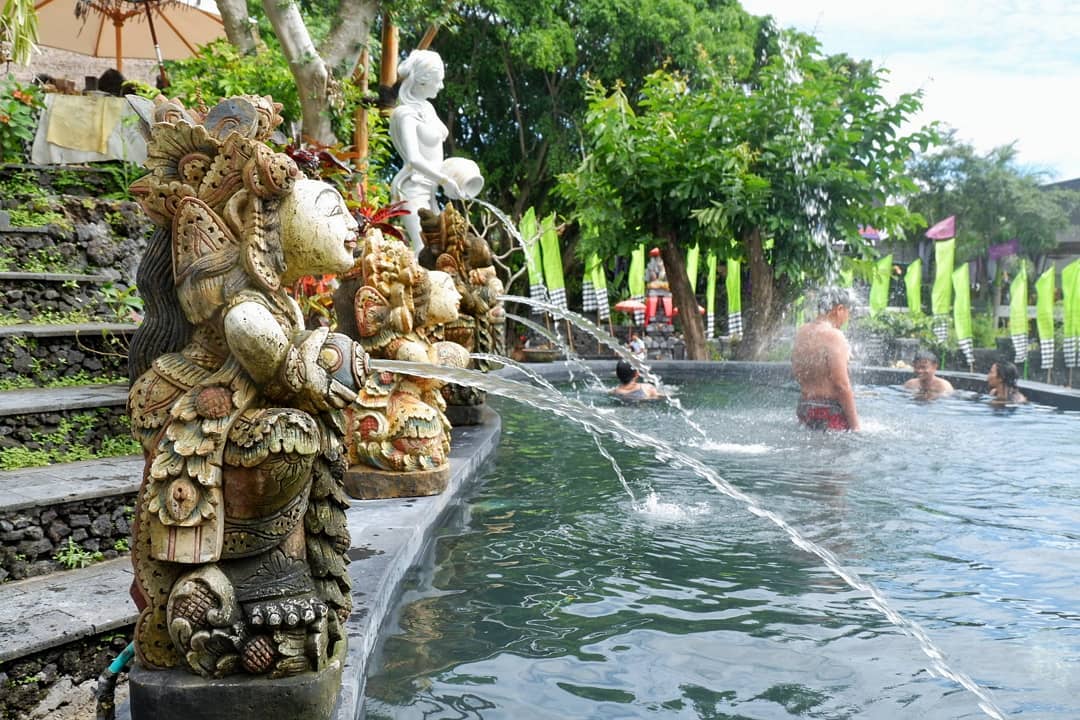 5 Wisata Pemandian Air Panas di Bali