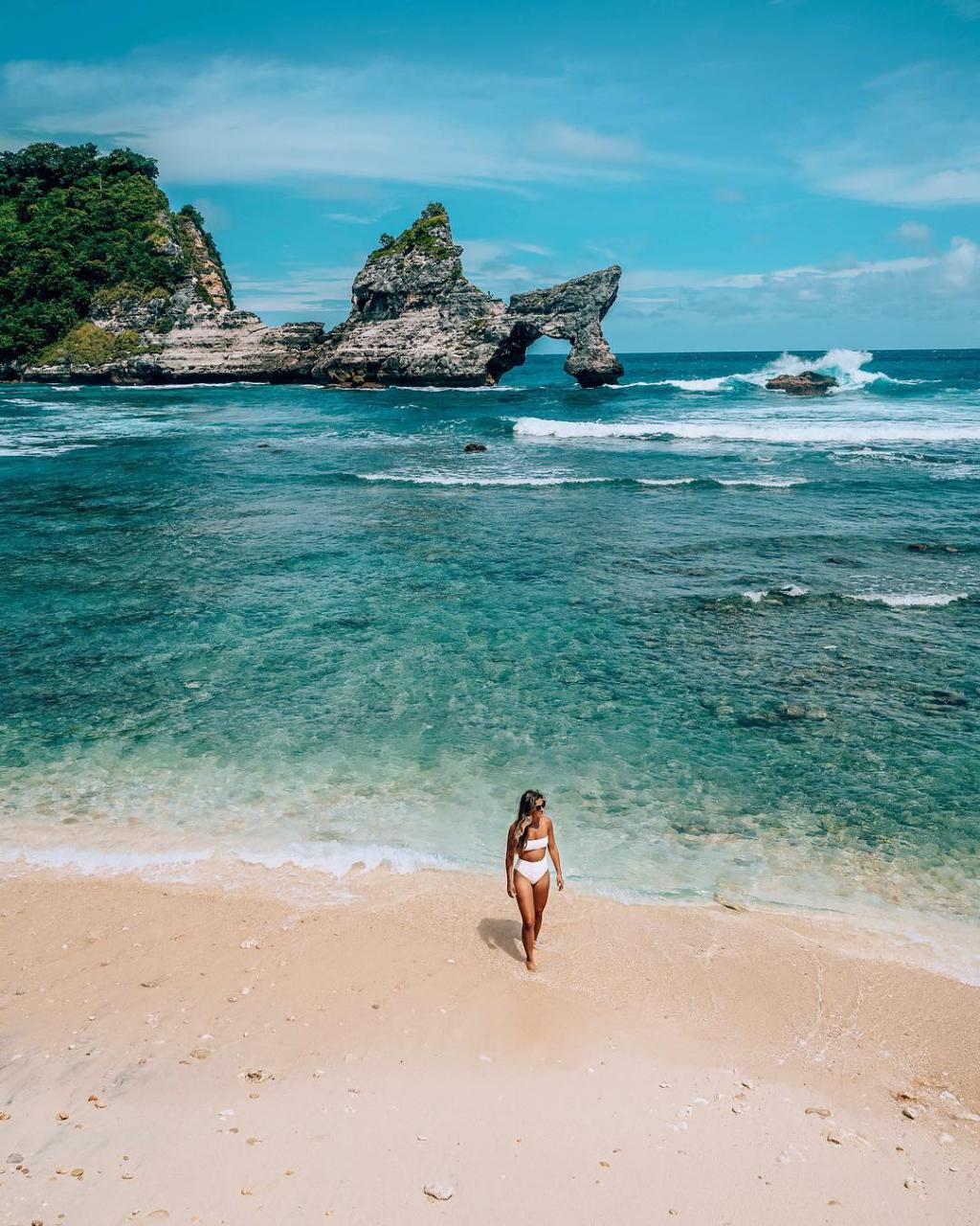 4 Pulau Cantik Di Sekitar Bali Wajib Kunjung! 4 Pulau Cantik Di Sekitar Bali Wajib Kunjung!