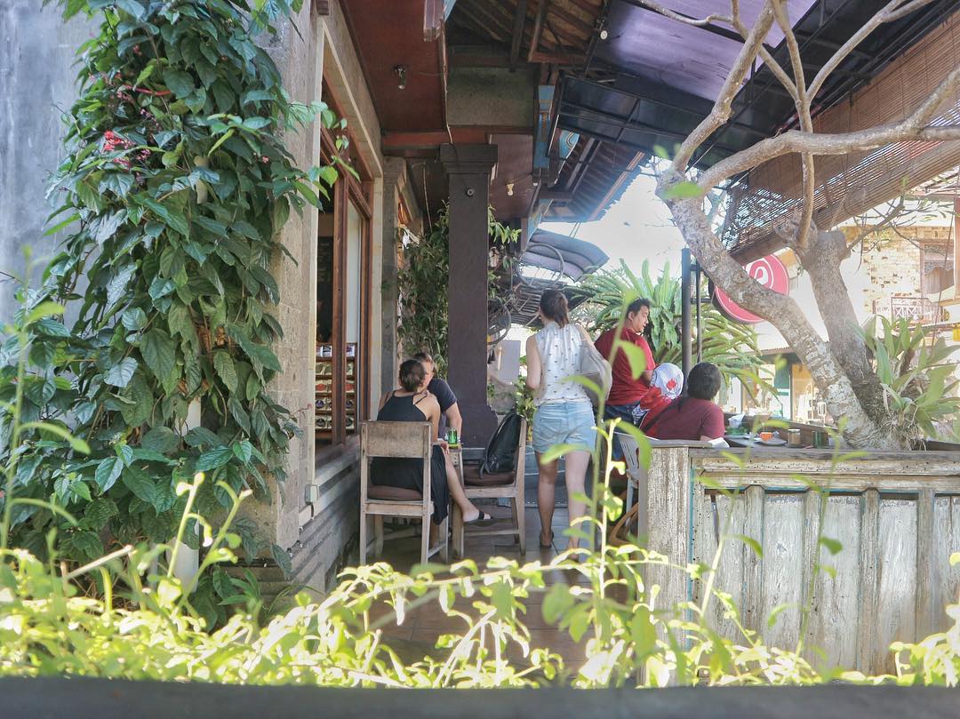 Restoran Di Bali Yang Wajib Dikunjungi Kalau Liburan Ke Bali! Restoran Di Bali Yang Wajib Dikunjungi Kalau Liburan Ke Bali!