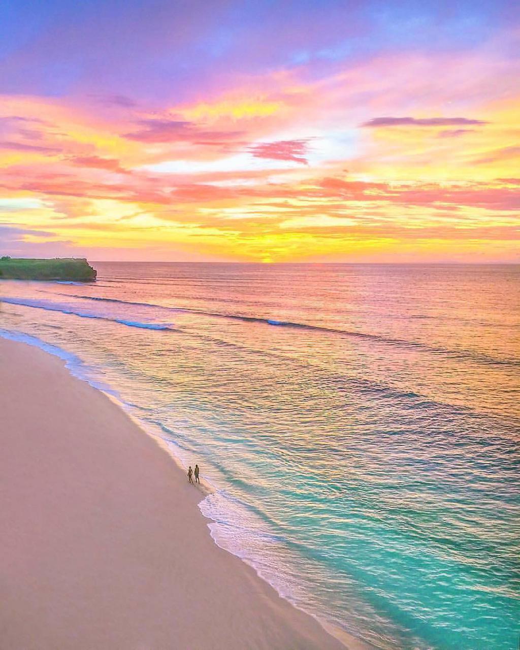 7 Pantai Tersembunyi di Bali Anti Mainstream!