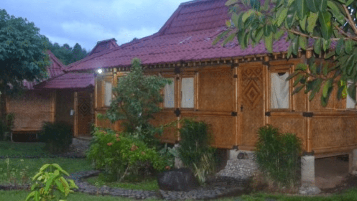Imah Perahu Kumureb Imah Perahu Kumureb