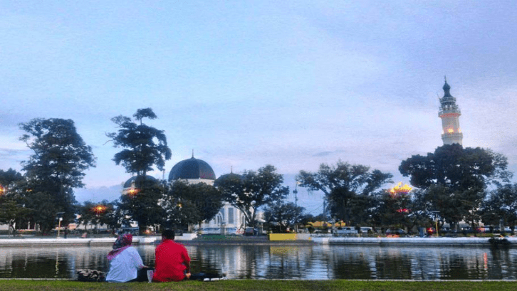 7 Taman Di Medan Yang Tak Boleh Dilewatkan 7 Taman Di Medan Yang Tak Boleh Dilewatkan