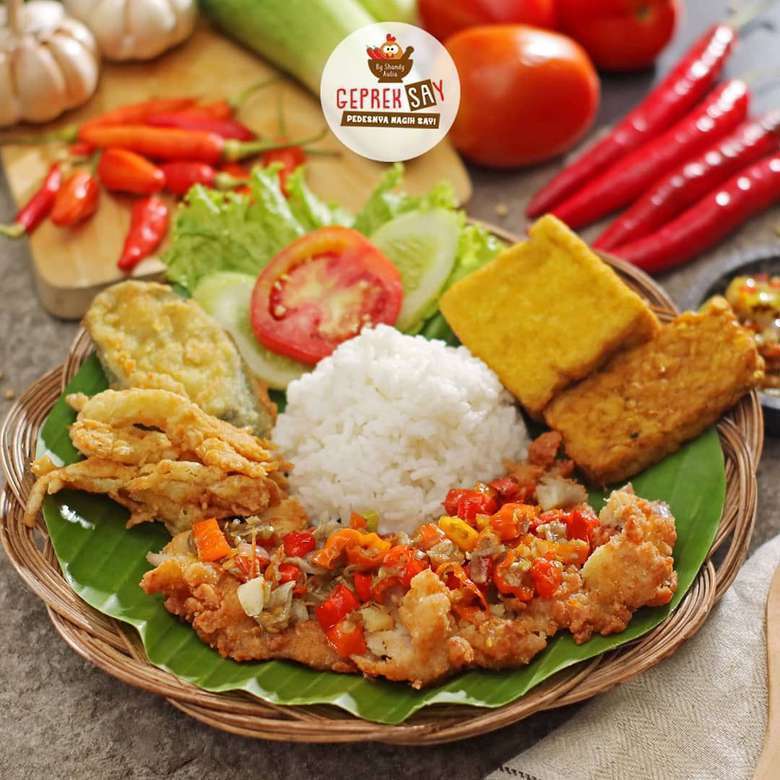 15 Ayam Geprek Di Jakarta Wajib Coba!