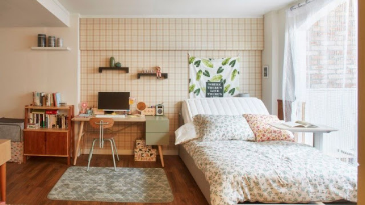 Penempatan motif dengan warna lembut pada kamar ala korea. (Foto: Gmboel)
