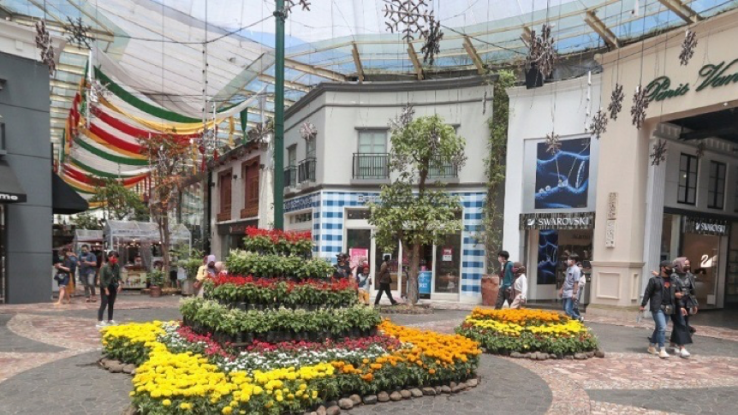 Paris Van Java Resort Lifestyle Place Paris Van Java Resort Lifestyle Place