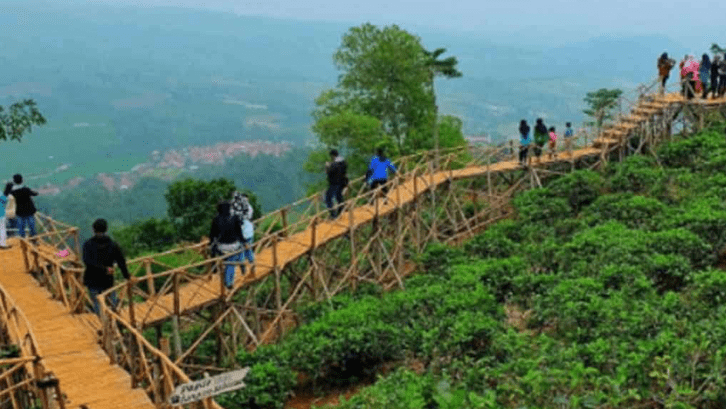 Wisata Purwakarta: Bukit Panenjoan