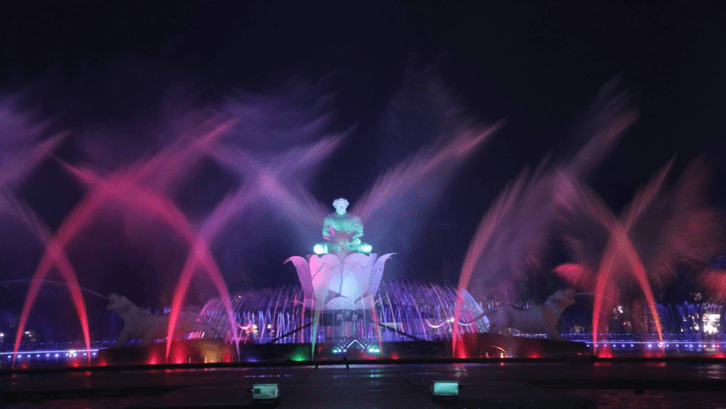 Wisata Purwakarta: Taman Air Mancur Sri Baduga