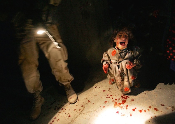 Ini 10 Foto Fenomenal Dari Perang Irak! Ini 10 Foto Fenomenal Dari Perang Irak!