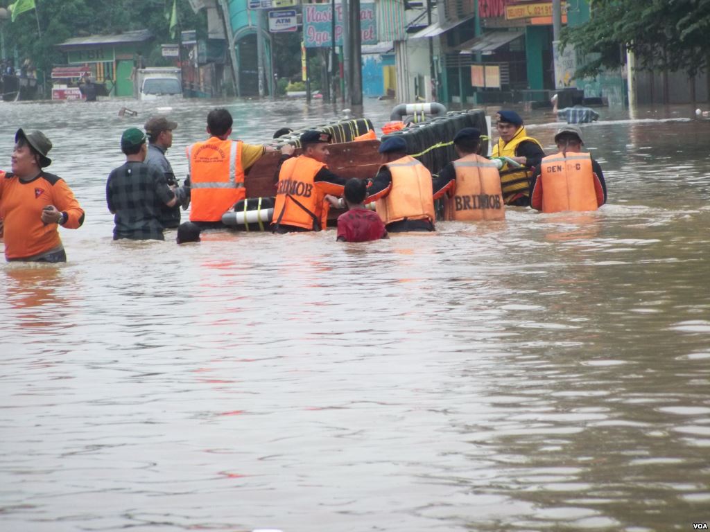 Hal Yang Membuat Kesal Saat Hujan Hal Yang Membuat Kesal Saat Hujan