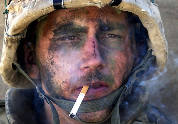 Ini 10 Foto Fenomenal Dari Perang Irak! Ini 10 Foto Fenomenal Dari Perang Irak!