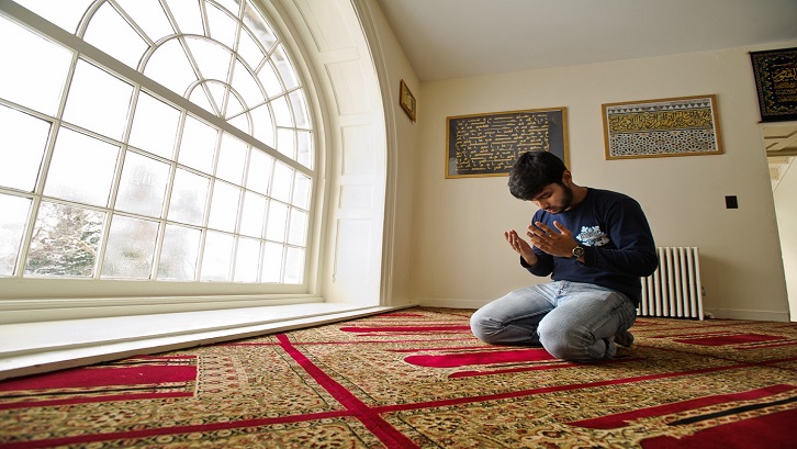 Baiti jannati menjadi dambaan setiap orang. Oleh karenanya, rumah perlu diisi dengan lantunan ayat suci setiap hari. Sumber: Medium