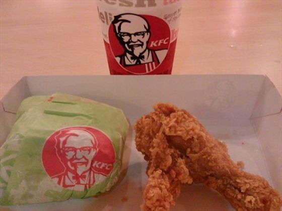 Perbandingan Harga Makanan Di Mall Dan Warteg Yang Berbeda Jauh!